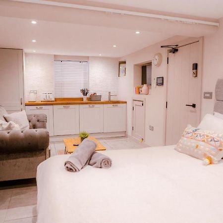 The Hideaway Apartment Саутхамптън Екстериор снимка